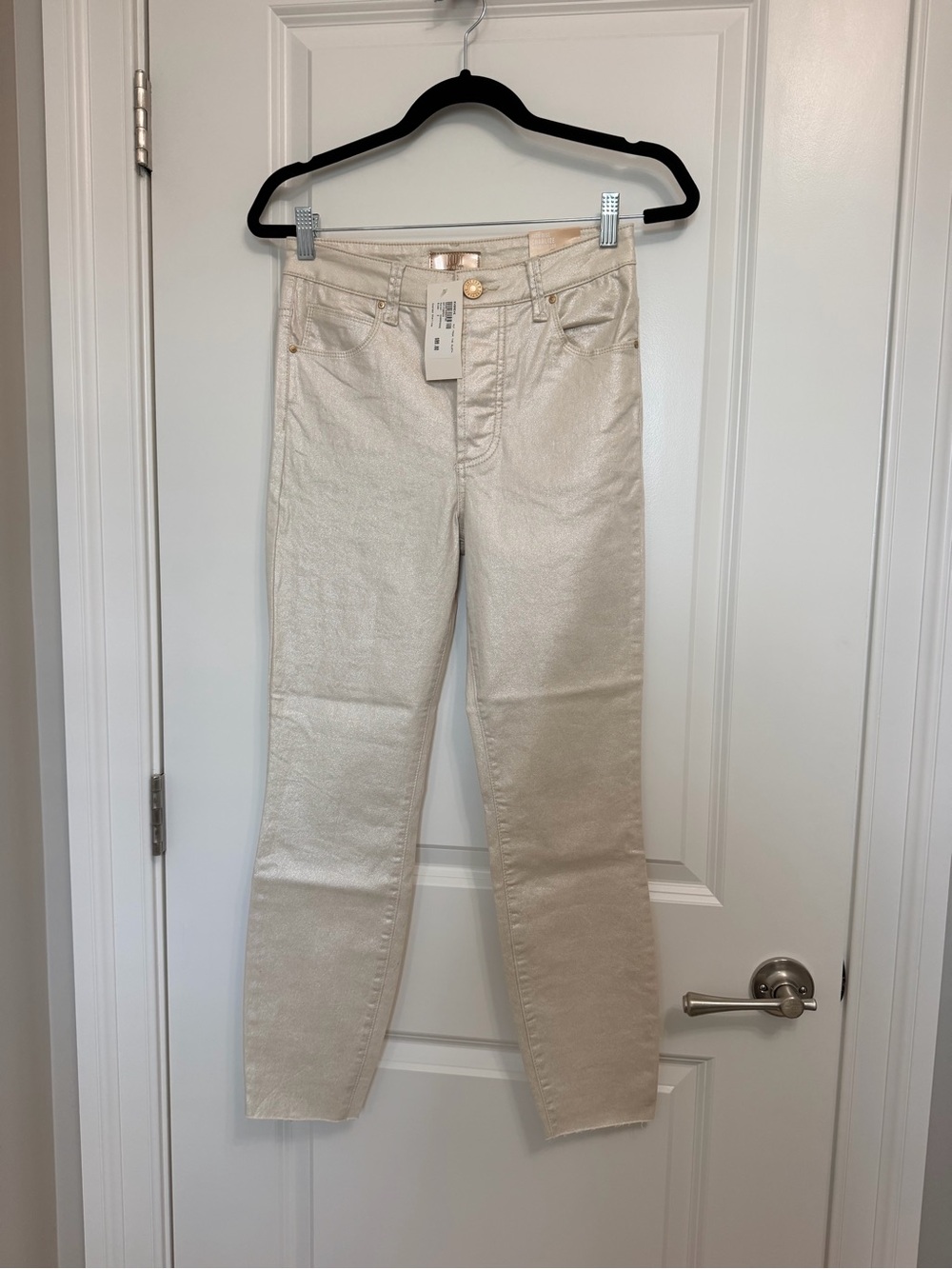 NWT KUT from the Kloth Charlize Coated Champagne Jeans Size 2